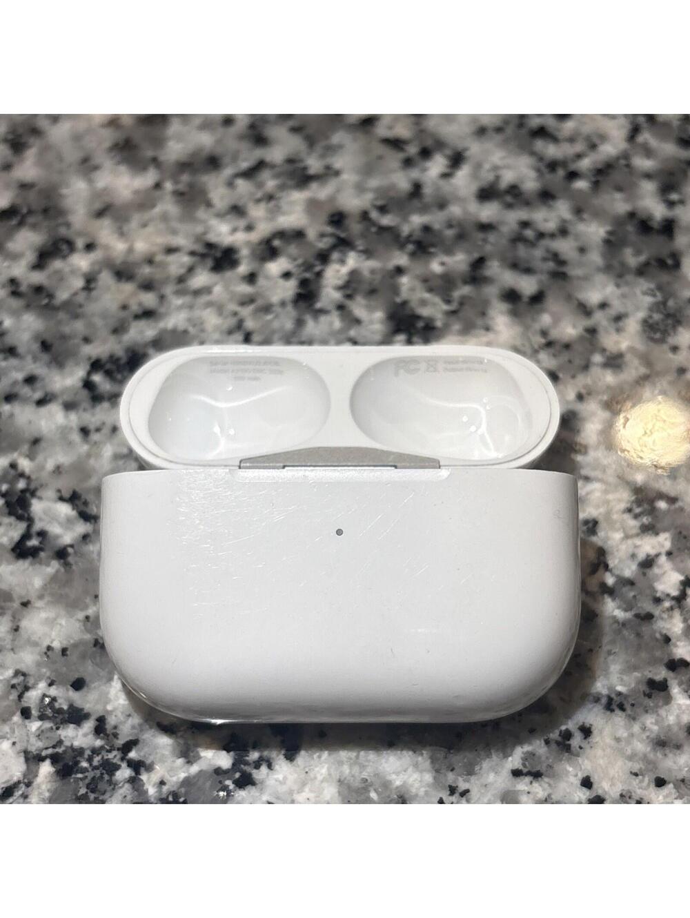 Apple AirPods Pro 1st Gen Replacement Charging Case  Genuine A2190
